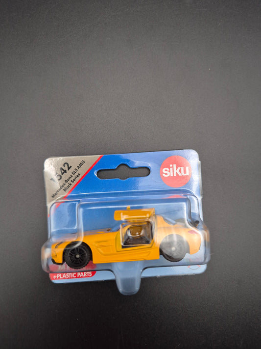 Siku Mercedes-Benz SLS AMG Gelb
