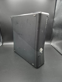 Xbox 360 Konsole + Controller + Zubehör