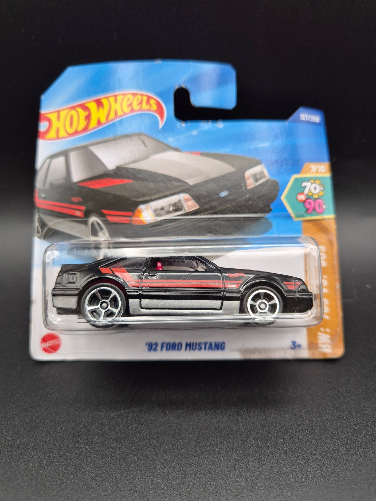 Hot Wheels '92 Ford Mustang