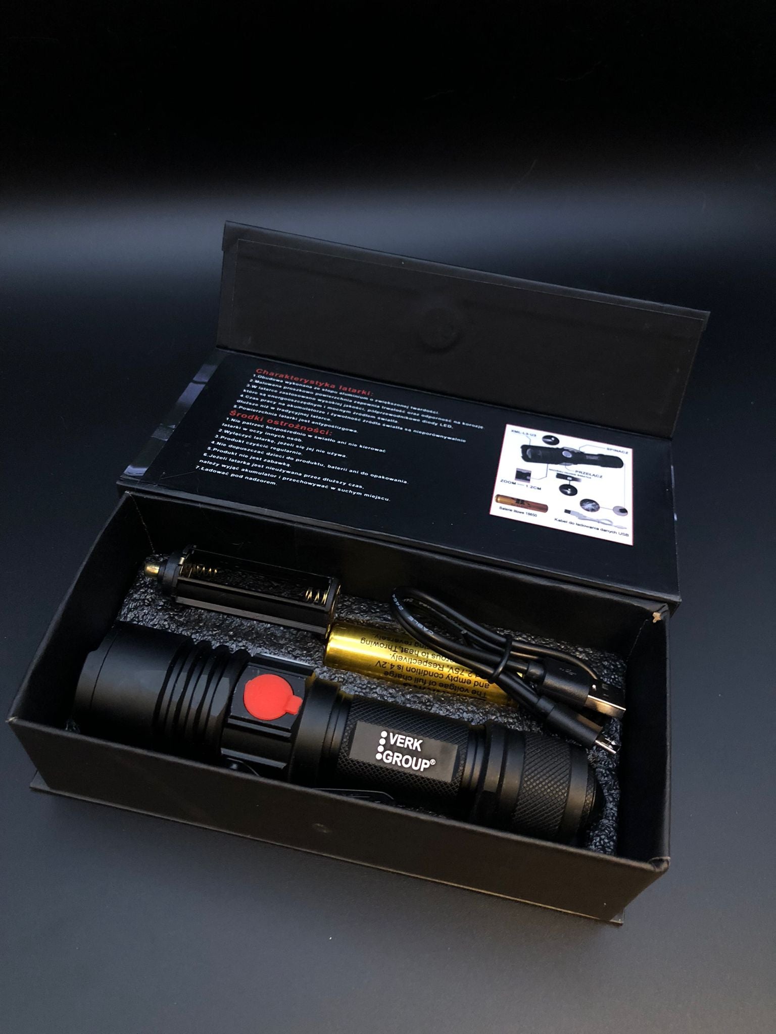 Bailong militärische Taschenlampe Cree USB XML T6